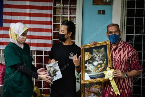 PROGRAM CSR MEMBANTU CAT SHELTERS SEMPENA HARI KEBAJIKAN HAIWAN 2021