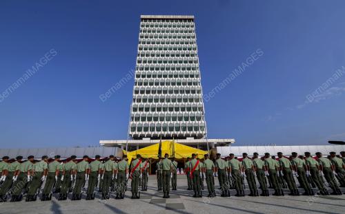 RAPTAI PEMBUKAAN PARLIMEN