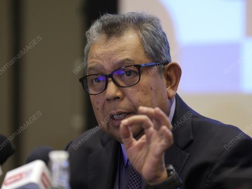 DATUK SERI DR AWANG ADEK HUSSIN