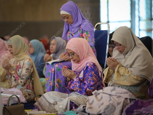 RAJA ZARITH SOFIAH