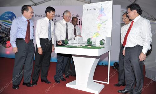DATUK SERI MOHD NAJIB TUN ABDUL RAZAK