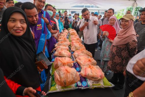 DATUK SERI SAIFUDDIN NASUTION