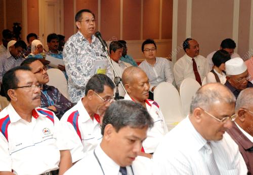 MOHAMED NAZRI AZIZ
