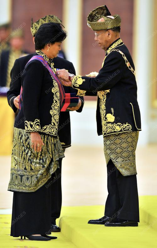 KL18_02062012_AGONG