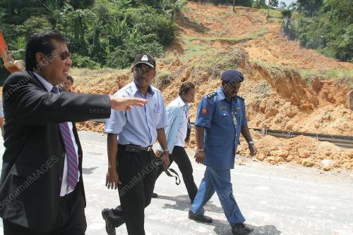 TAN SRI KHALID IBRAHIM