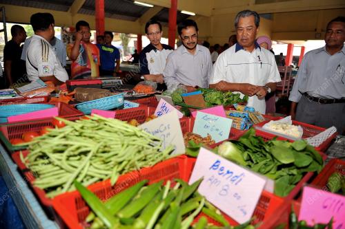 KL18_03022014_PASAR