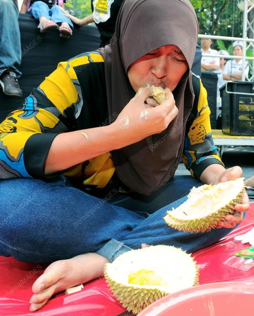 FESTIVAL BUAH-BUAHAN TEMPATAN