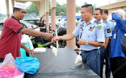 KL18_03082012_BUBUR_LAMBUK