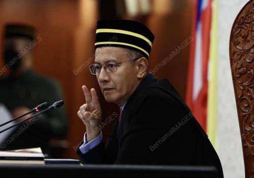 TAN SRI AZHAR AZIZAN HARUN