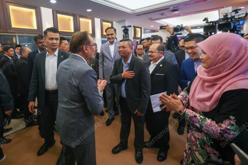 DATUK SERI ANWAR IBRAHIM