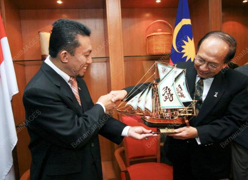 RAIS YATIM