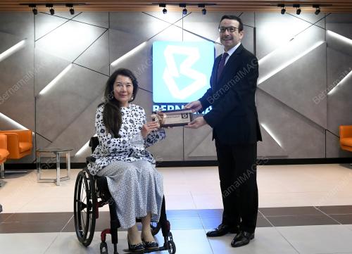 DATUK RAS ADIBA RADZI