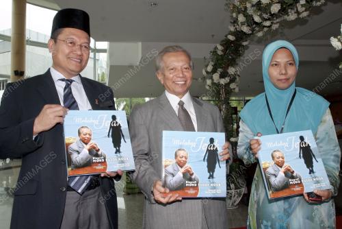 MOHD YUSOF NOOR