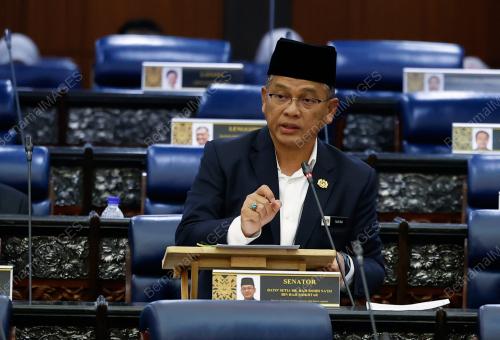 DATUK DR MOHD NA'IM MOKHTAR