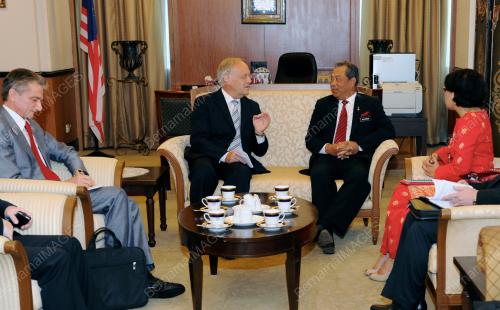 KL18_05112012_TPM_KUNJUNGAN