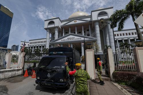 HARI PERTAMA PERBICARAAN KES WARGA ISRAEL