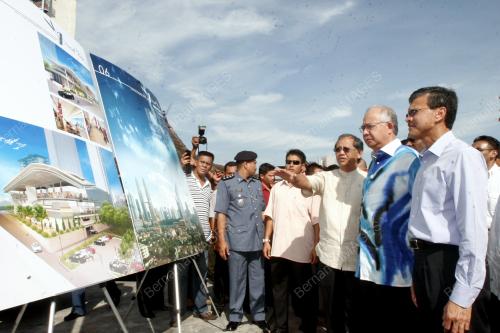 MOHD NAJIB TUN ABDUL RAZAK