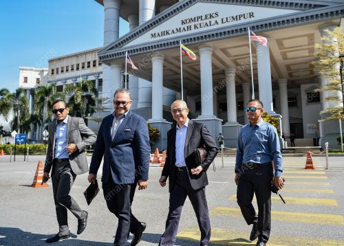 DATUK ROZMAN ISLI
