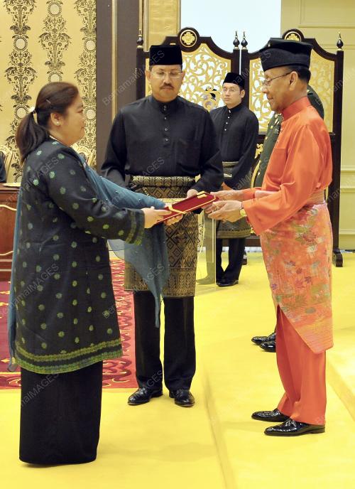 KL18_07012014_AGONG