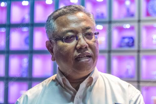 MOHD ZAMRI SHAH MASTOR