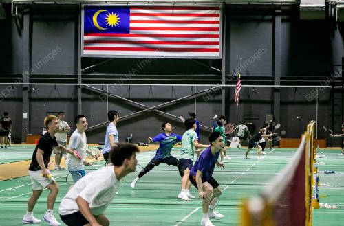 LATIHAN BADMINTON KEBANGSAAN
