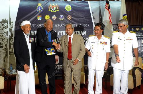 KL18_07092017_SEJARAH_KEMERDEKAAN_1957