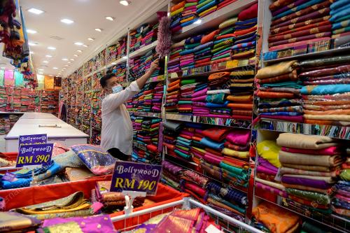 TINJAUAN PERSIAPAN DEEPAVALI