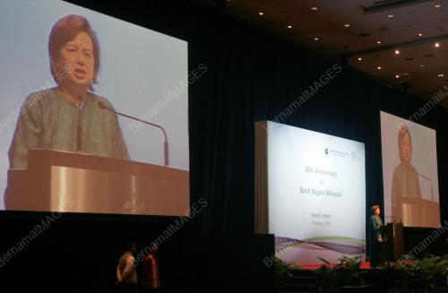 TAN SRI DR ZETI AKHTAR AZIZ