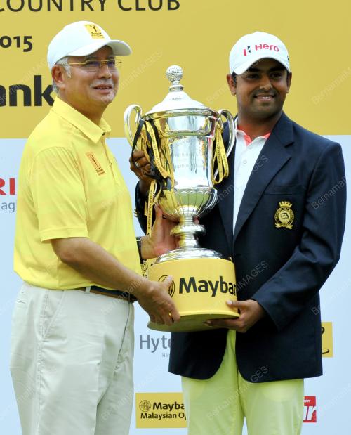 KL18_08022015_PM_MAYBANK_GOLF