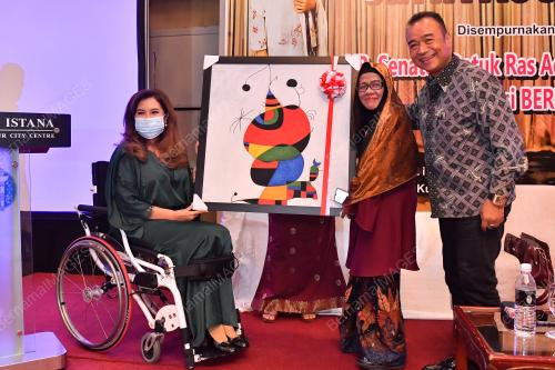 SENATOR DATUK RAS ADIBA RADZI
