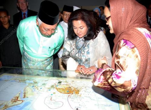 MOHD NAJIB TUN ABDUL RAZAK