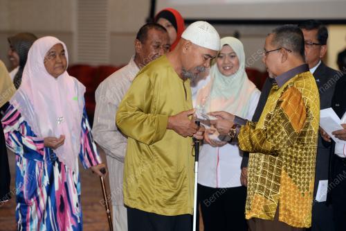 KL18_08062017_FELDA_FGV