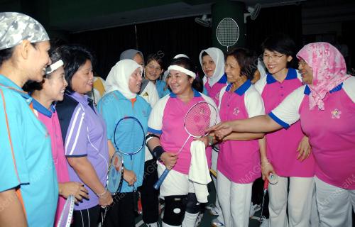 ROSMAH MANSOR