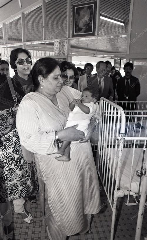 PRESIDEN PAKISTAN MUHAMMAD ZIA-UL-HAQ