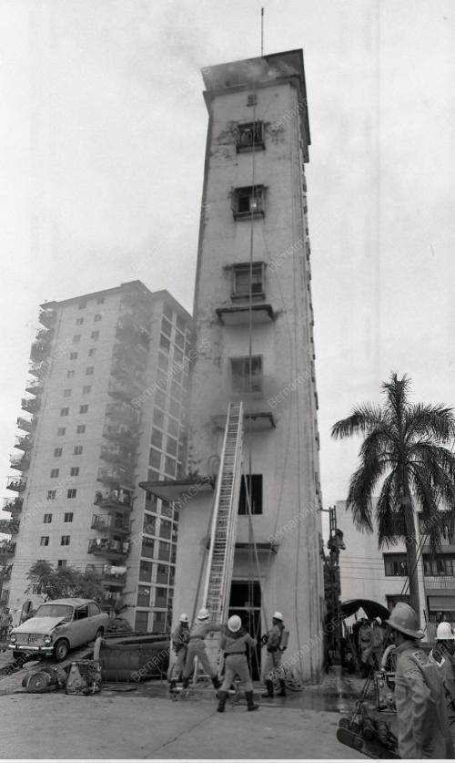 BOMBA