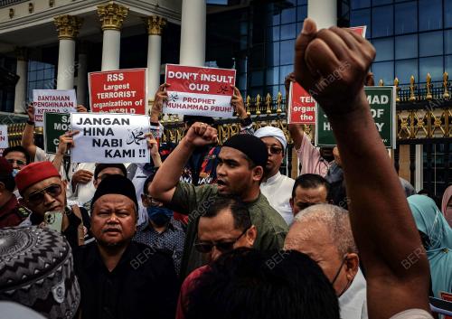 BANTAHAN PENGHINAAN NABI MUHAMMAD SAW