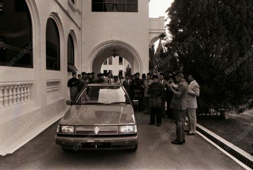SULTAN ISKANDAR