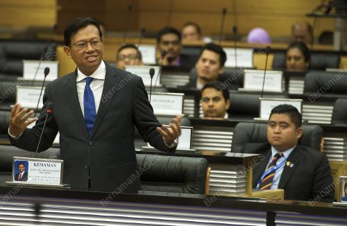 KL18_10082016_PARLIMEN