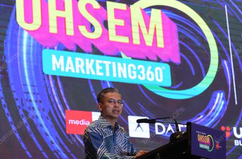FAHMI FADZIL