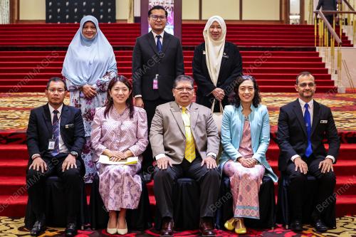 TAN SRI JOHARI ABDUL