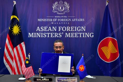 DATUK SERI HISHAMMUDDIN TUN HUSSEIN