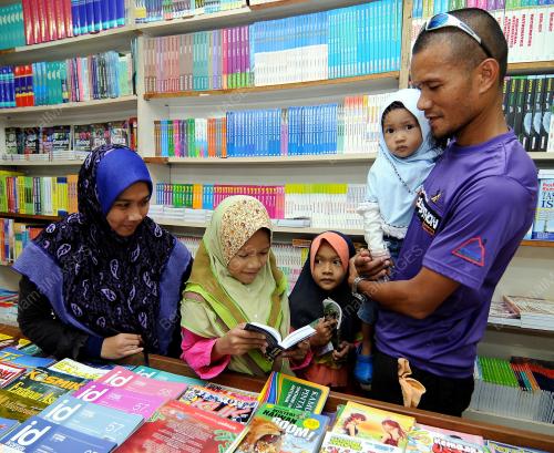KL18_10115_PERSEDIAAN_KEMBALI_KE_SEKOLAH_10012015
