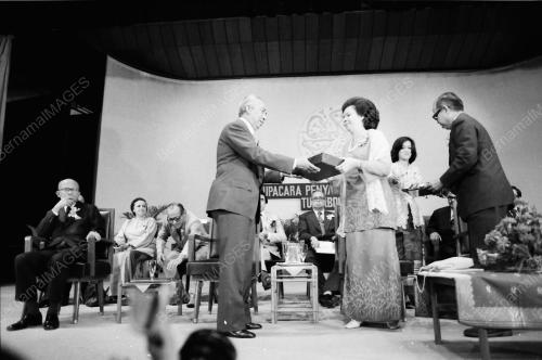 ANUGERAH YAYASAN TUN ABDUL RAZAK