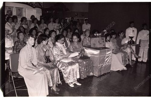 RAJA PERMAISURI AGONG MELAWAT MUZIUM NEGARA