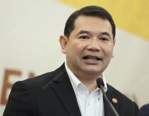 RAFIZI RAMLI