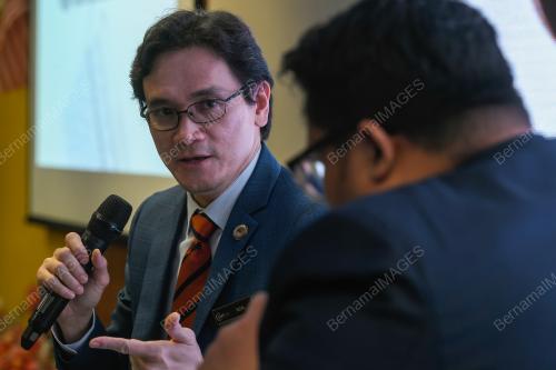 RIZAL NAINY