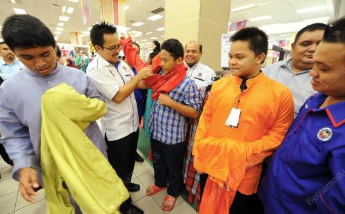 KL18_12072014_BANTUAN