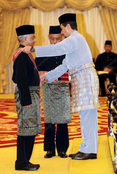 TUANKU MIZAN ZAINAL ABIDIN