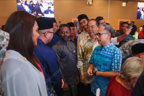 DATUK FAHMI FADZIL