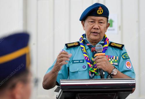 DATUK DR MOHD ZIN BIDIN